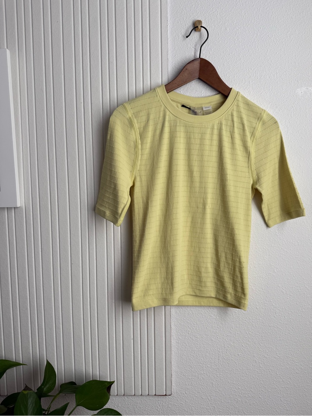 CALIA by Carrie Underwood Yellow 4-way Stretch Seamless Crop Athletic Tee